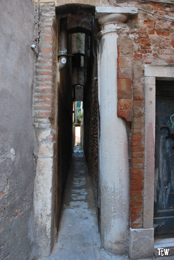 Calle Varisco, la calle più stretta di Venezia