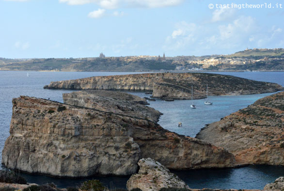 Comino (e Gozo sullo sfondo)