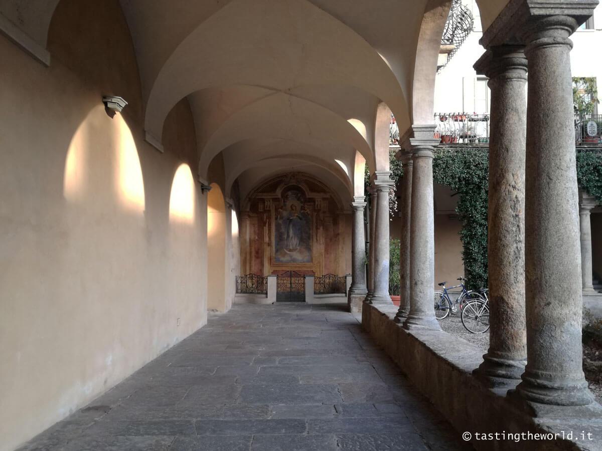 Un cortile nel centro storico di Varese