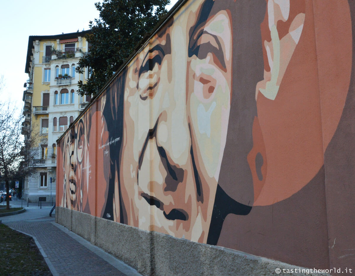 Murales di Giorgio Gaber in piazza Cardinal Ferrari a Milano